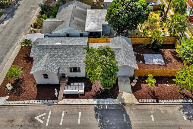 601 N 13th Avenue N, Lake Worth Beach, FL 33460