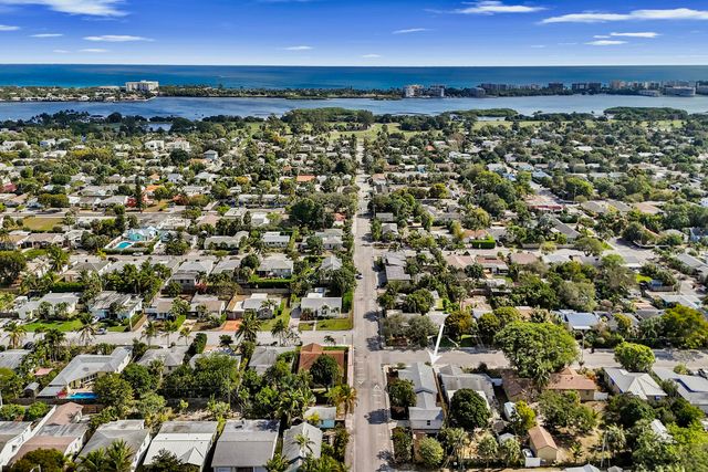 601 N 13th Avenue N, Lake Worth Beach, FL 33460