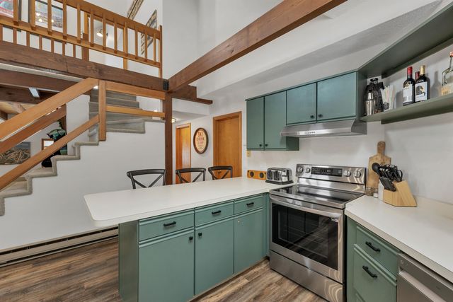 4 Bear Village Road, Bartlett, NH 03812