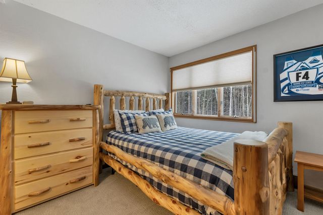 4 Bear Village Road, Bartlett, NH 03812