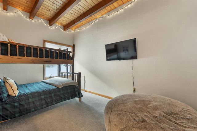 4 Bear Village Road, Bartlett, NH 03812