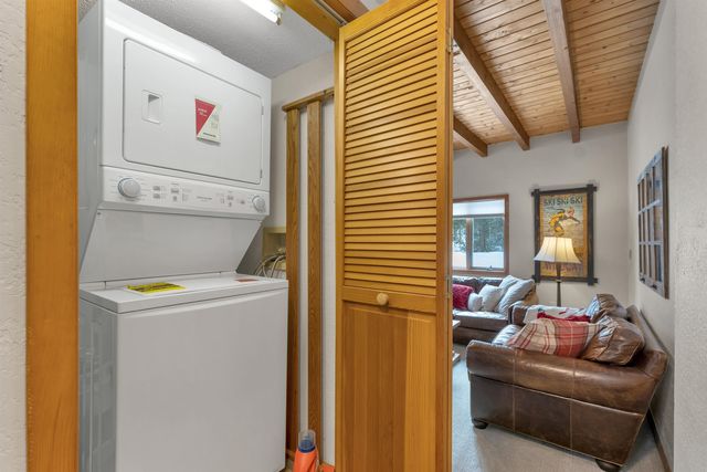 4 Bear Village Road, Bartlett, NH 03812