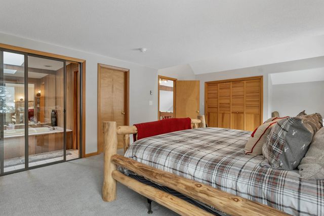 4 Bear Village Road, Bartlett, NH 03812