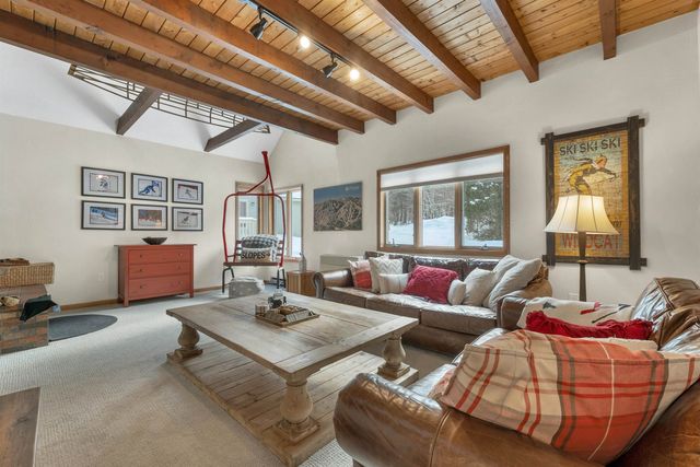 4 Bear Village Road, Bartlett, NH 03812