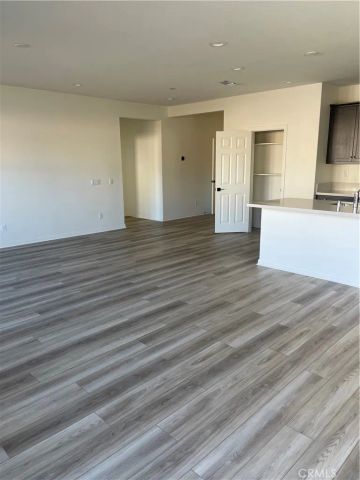 30360 Laviste Court, Murrieta, CA 92563