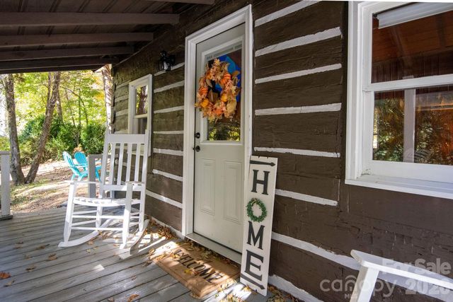 284 Grady Winkler Road, Boone, NC 28607