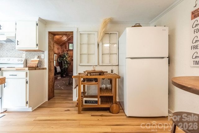 284 Grady Winkler Road, Boone, NC 28607