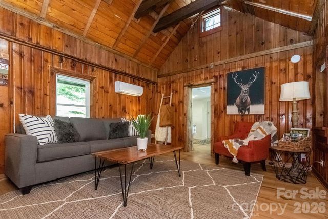 284 Grady Winkler Road, Boone, NC 28607