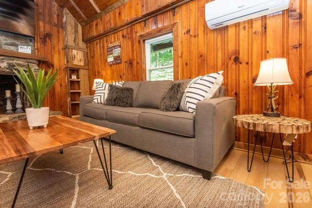 284 Grady Winkler Road, Boone, NC 28607