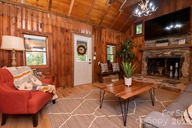 284 Grady Winkler Road, Boone, NC 28607