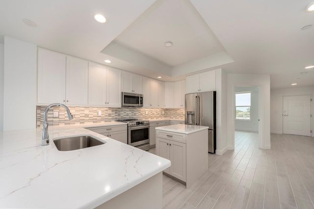 125 ISLAND WAY 504, Clearwater Beach, FL 33767