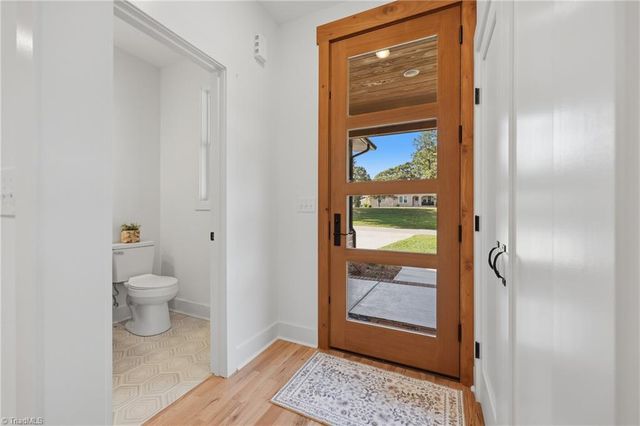 75 2nd Avenue SE, Taylorsville, NC 28681