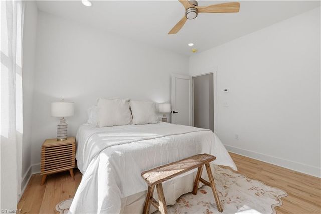 75 2nd Avenue SE, Taylorsville, NC 28681