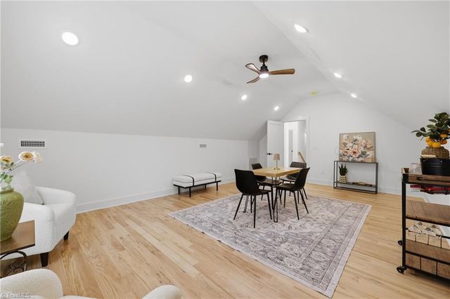 75 2nd Avenue SE, Taylorsville, NC 28681