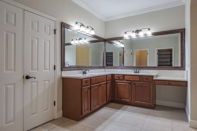 165 MOBBLY BAY DRIVE, Oldsmar, FL 34677