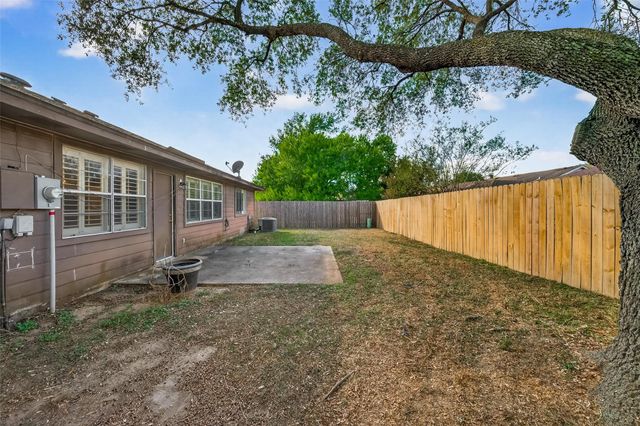 16734 Pebbleglen Drive, Houston, TX 77095