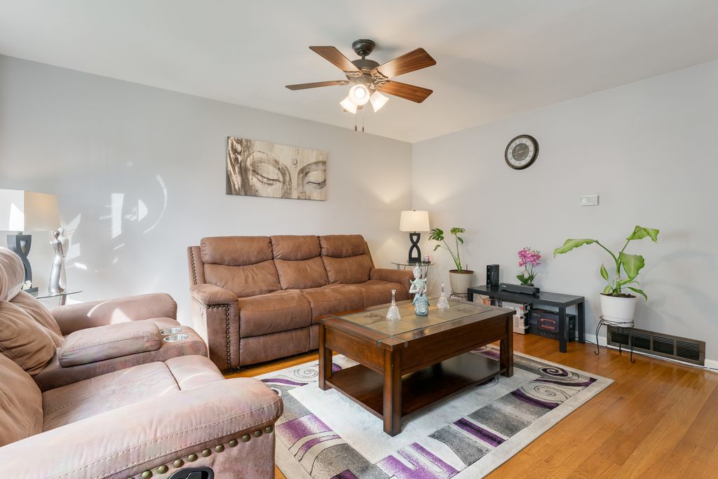 4605 Warsaw Avenue, Lyons, IL 60534 — photo 4