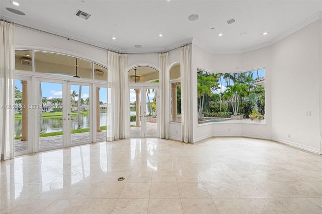343 Merlin Way, Plantation, FL 33324