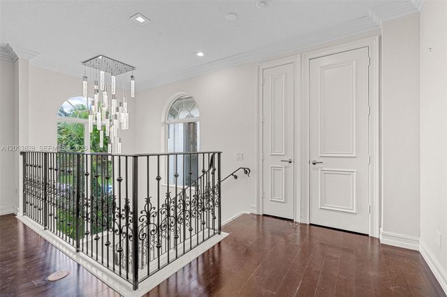 343 Merlin Way, Plantation, FL 33324