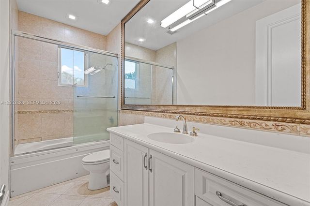 343 Merlin Way, Plantation, FL 33324