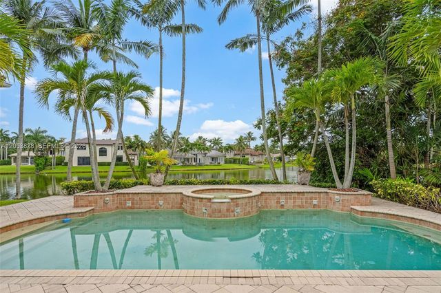 343 Merlin Way, Plantation, FL 33324