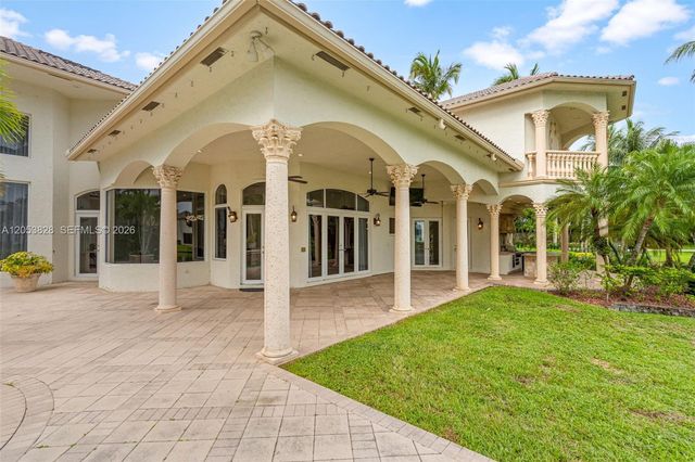 343 Merlin Way, Plantation, FL 33324