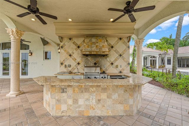 343 Merlin Way, Plantation, FL 33324