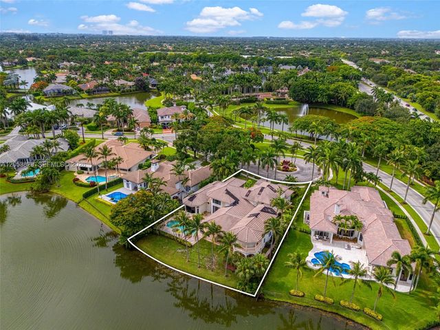 343 Merlin Way, Plantation, FL 33324