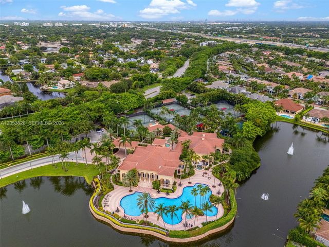 343 Merlin Way, Plantation, FL 33324