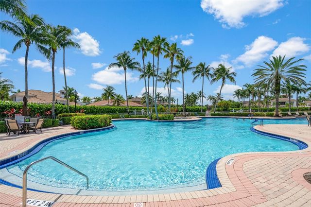 343 Merlin Way, Plantation, FL 33324