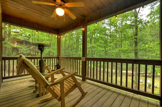 850 Mountain Lake Circle, Blue Ridge, GA 30513