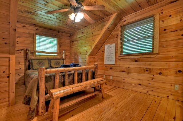 850 Mountain Lake Circle, Blue Ridge, GA 30513