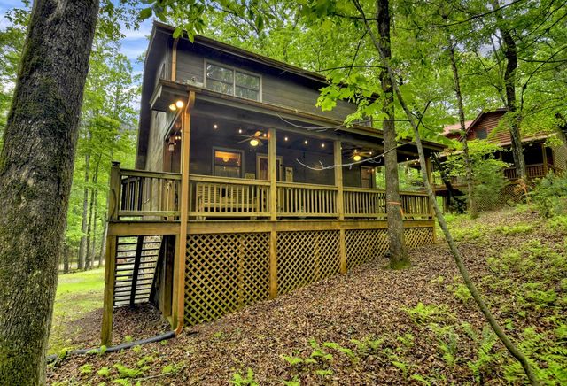 850 Mountain Lake Circle, Blue Ridge, GA 30513