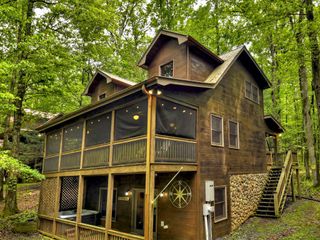 850 Mountain Lake Circle, Blue Ridge, GA 30513