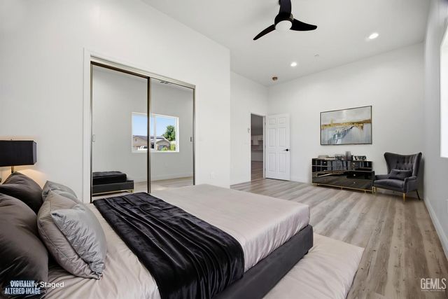 547 Shady Meadow Court, Bakersfield, CA 93308