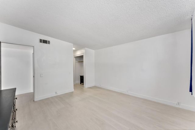 4532 Foster Way, Carmichael, CA 95608