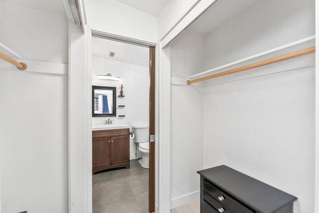 4532 Foster Way, Carmichael, CA 95608