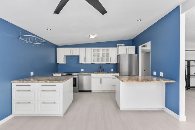 4532 Foster Way, Carmichael, CA 95608