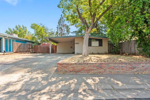 4532 Foster Way, Carmichael, CA 95608