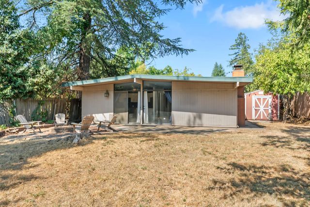 4532 Foster Way, Carmichael, CA 95608