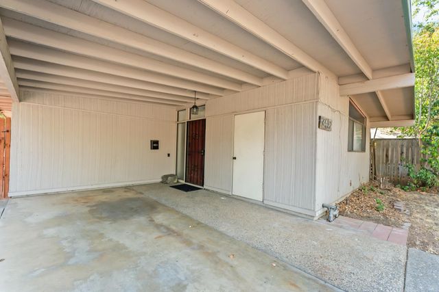 4532 Foster Way, Carmichael, CA 95608