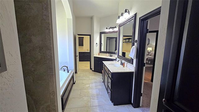 13504 Borgata Lane, Oklahoma City, OK 73170