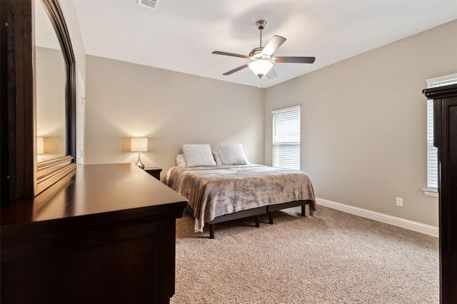 512 Highpark Court, Lake Dallas, TX 75065