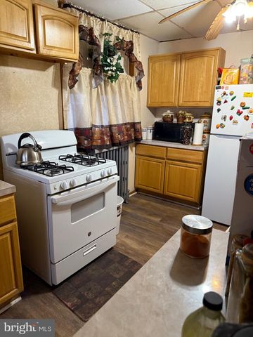 4033 N 12TH ST, Philadelphia, PA 19140