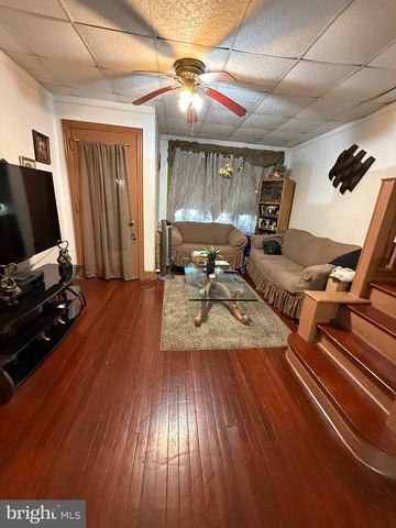 4033 N 12TH ST, Philadelphia, PA 19140