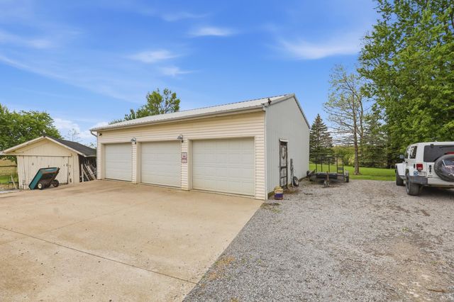 3168 County Road 15, Auburn, IN 46706