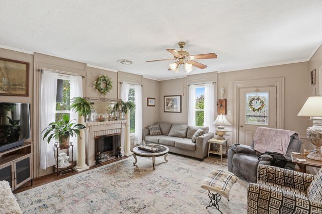 3168 County Road 15, Auburn, IN 46706