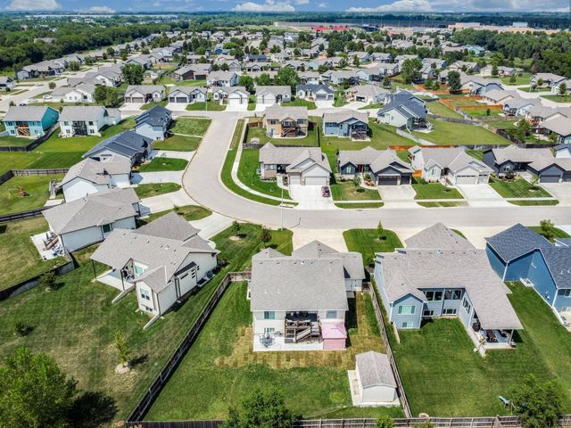 2623 E 48th St N, Wichita, KS 67219