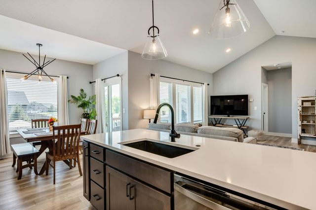 2623 E 48th St N, Wichita, KS 67219