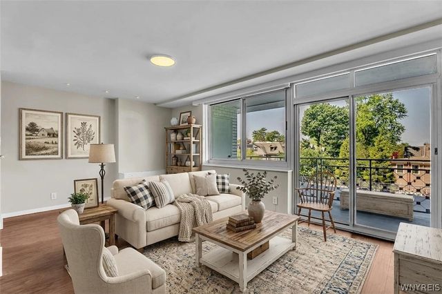 1088 Delaware Avenue 3F, Buffalo, NY 14209